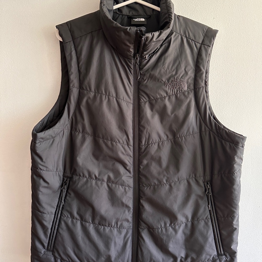 The North Face Men's Gray Puffer Vest